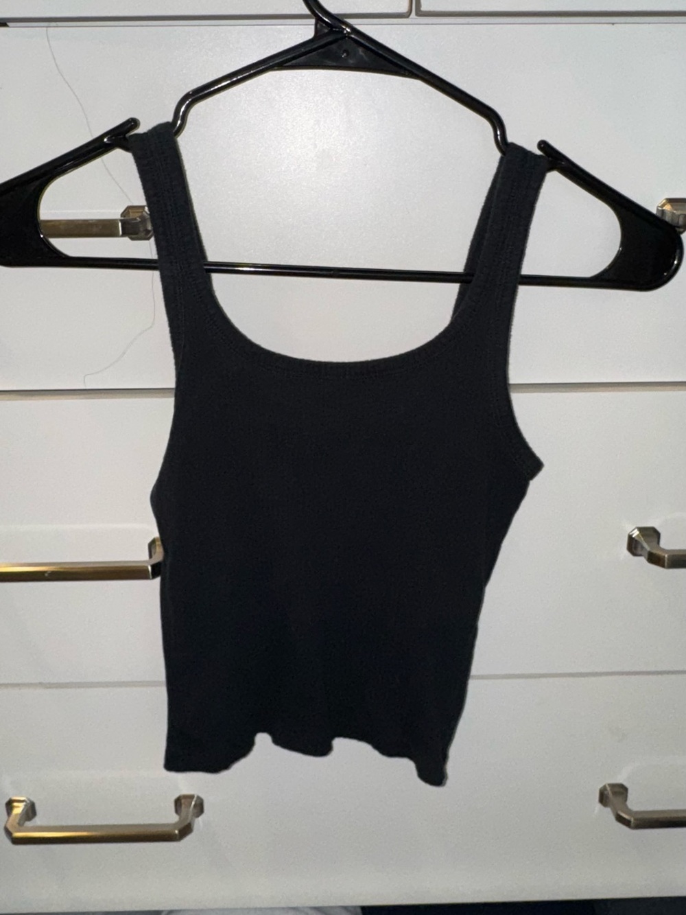 Hollister tank